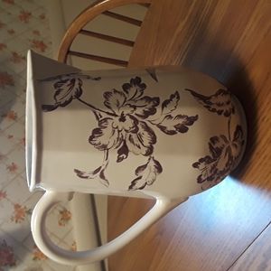 American Living pitcher, microwave & dishwasher safe